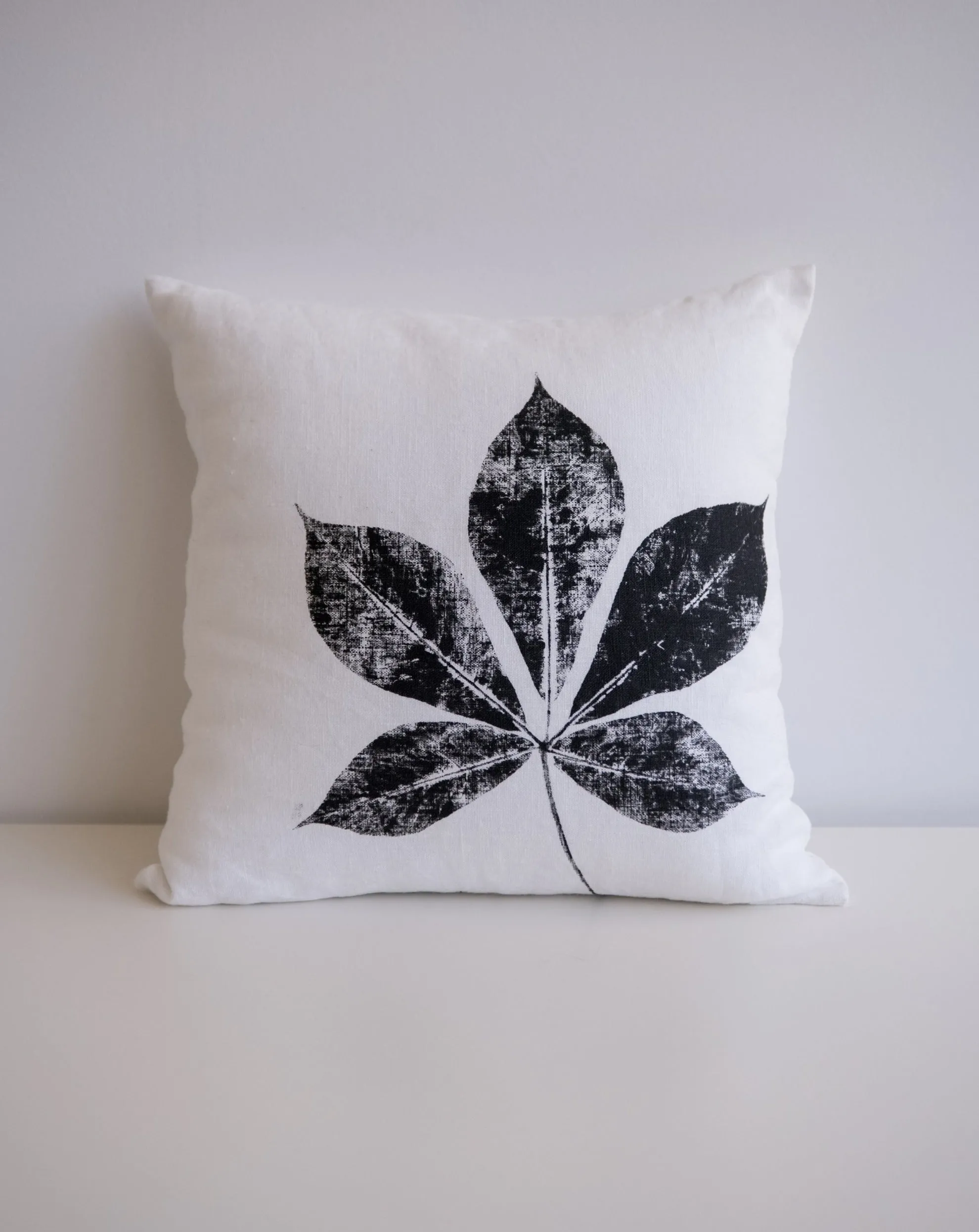 Linen Creeper Pillow