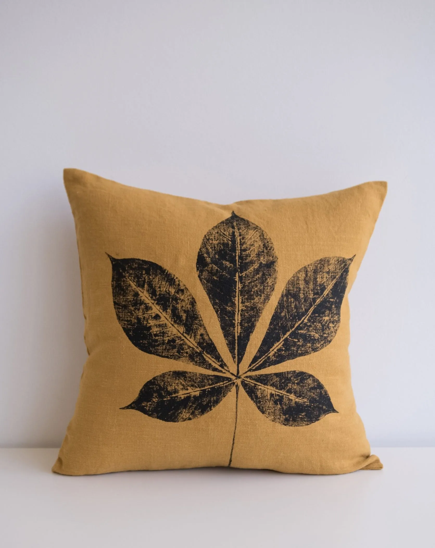 Linen Creeper Pillow